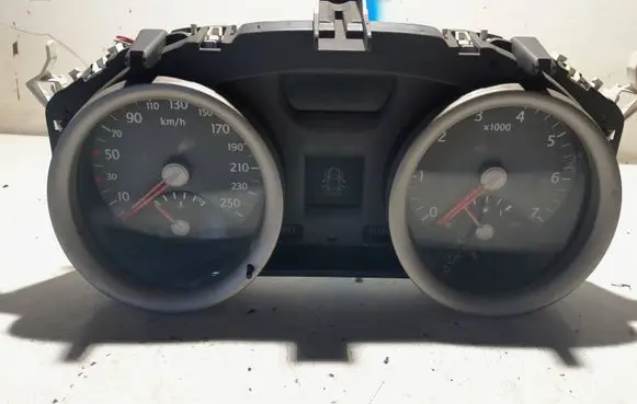 Renault Megane II Speedometer (instrument cluster)