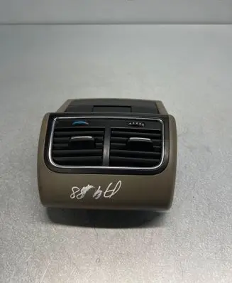 Rear air vent grill