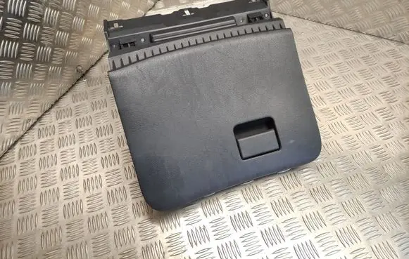 Nissan Juke I F15 Glove box set F156105762