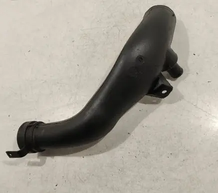 Peugeot 807 Turbo air intake inlet pipe/hose 1485369080