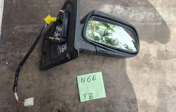 Toyota Yaris Front door electric wing mirror 28974382