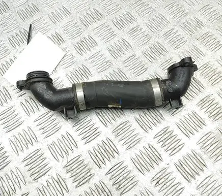 BMW 3 G20 G21 Engine coolant pipe/hose 8650984