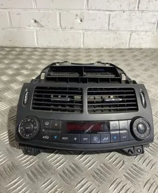 Mercedes-Benz E W211 Climate control unit A2118302385
