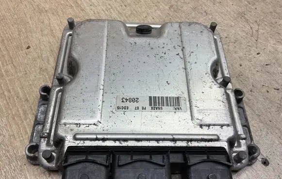 Citroen Xsara Engine control unit/module 0281010996 9646774280 20843