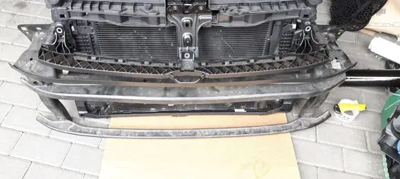 Volkswagen Golf Sportsvan Front piece kit 