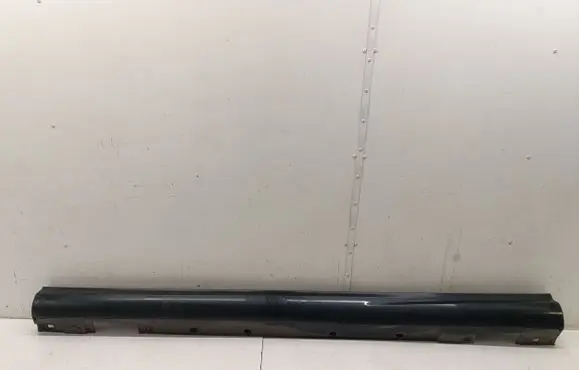 Mercedes-Benz C W204 Sill A2046981354