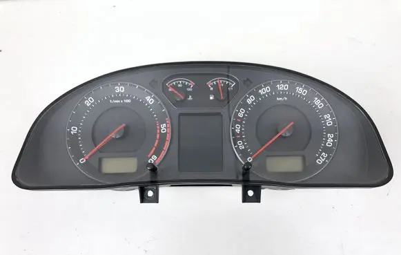 Skoda Superb B5 (3U) Speedometer (instrument cluster) 3U0920841D