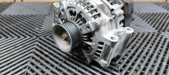 Audi Q7 4M Generator/alternator 14V180A