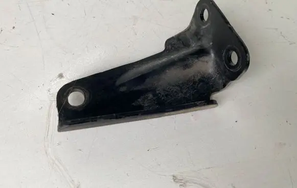 Toyota Avensis T270 Other engine bay part 171190R020