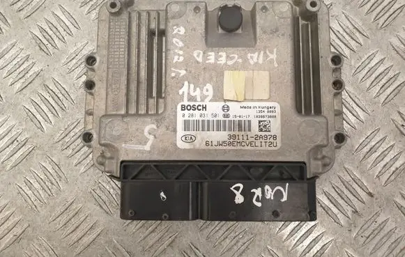 KIA Ceed Engine control unit/module 391112A978
