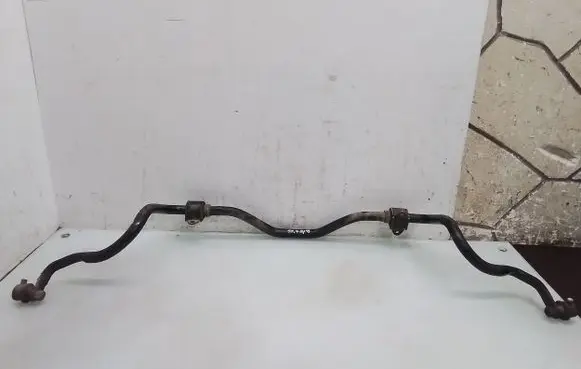 Toyota Avensis T250 Front anti-roll bar/sway bar