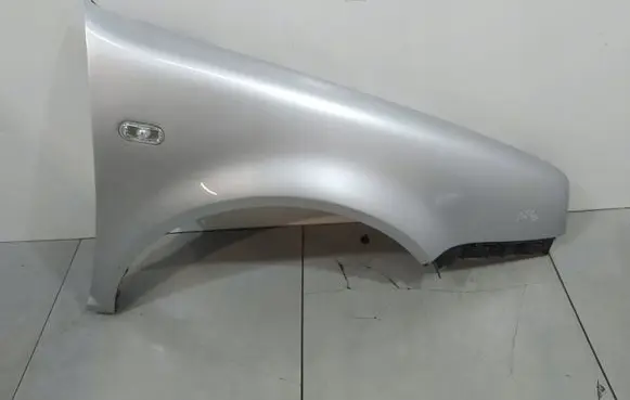 Volkswagen Golf IV Fender
