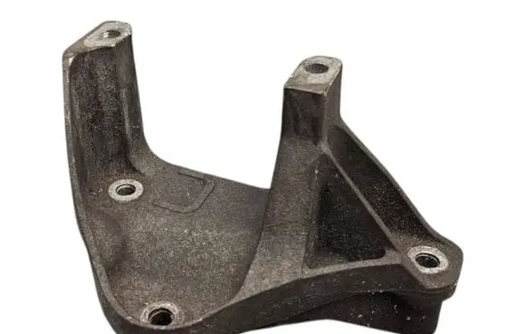 Peugeot 508 Engine mounting bracket 2600122 326C27