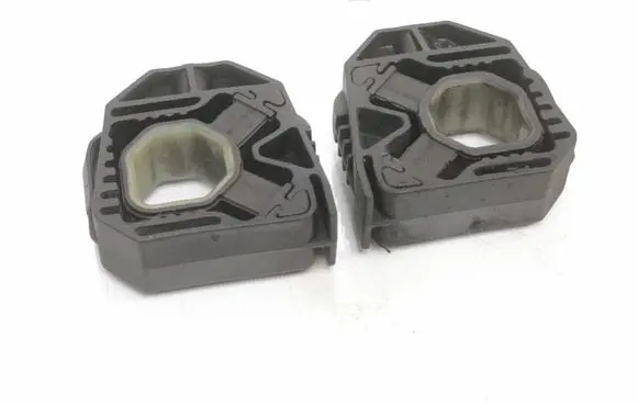 Volkswagen PASSAT B6 Radiator support slam panel bracket 1K0121367D
