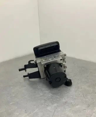 BMW 5 E60 E61 ABS Pump 6784153 FCU34526 6784151