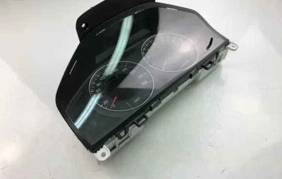 Volvo V70 Speedometer (instrument cluster) 30786622AB