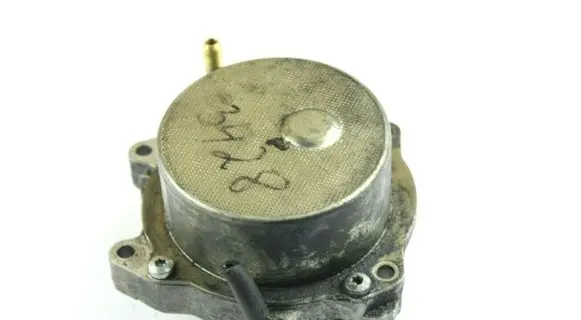 Opel Insignia A Vacuum pump 55205446