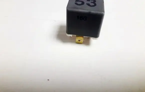 Volkswagen Golf IV Other relay 141951253b 4ra003510-29