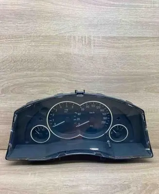 Opel Meriva A Speedometer (instrument cluster) 13173381XT 110080162026