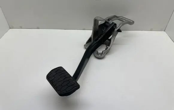 Jaguar XE Brake pedal GX732450AC
