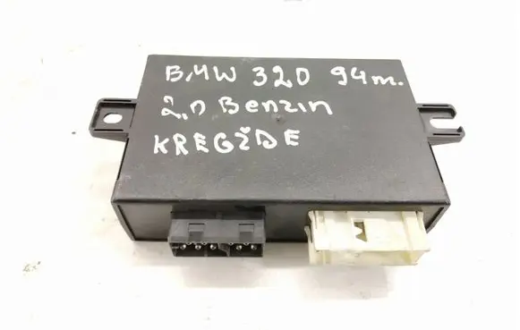 BMW 3 E36 Door central lock control unit/module 61.35-1387961 1387961