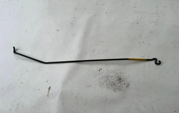 Ford Focus Engine bonnet/hood prop rod/strut 