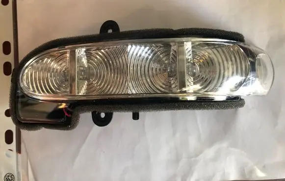 Mercedes-Benz ML W163 Mirror indicator light A2118201321 a2038201321 3f29060585