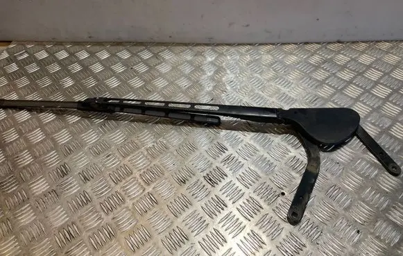 Mercedes-Benz C W203 Front wiper blade arm A2038203044