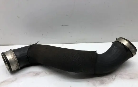 Audi A4 S4 B7 8E 8H Intercooler hose/pipe 8E0145737F PY0112511