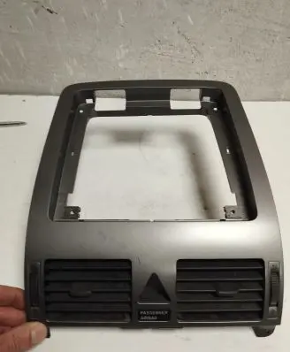 Volkswagen Touran I Dash center air vent grill 1T1819728D 1T0919234B
