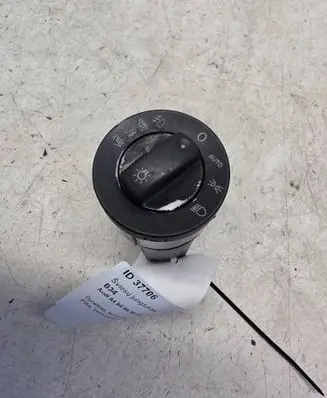 Audi A4 S4 B6 8E 8H Light switch 8E0941531B