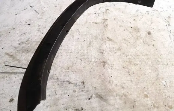 Front arch trim