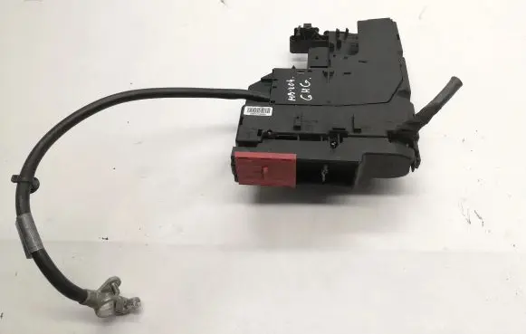 Mercedes-Benz C W204 Fuse module A2075400340