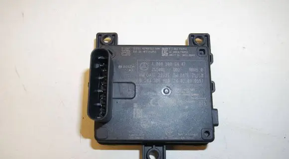 Mercedes-Benz CLA C118 X118 Distronic sensor radar A0009006447