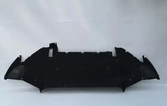 Seat Ibiza V (KJ) Engine splash shield/under tray 4S0825101