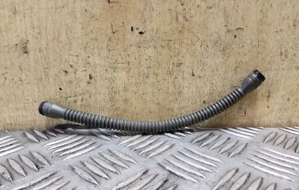 Skoda Yeti (5L) Clutch pipe/line 