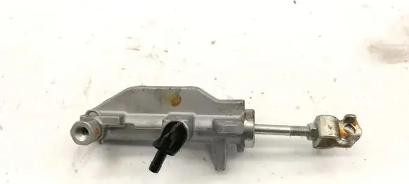 Honda Civic Clutch slave cylinder 