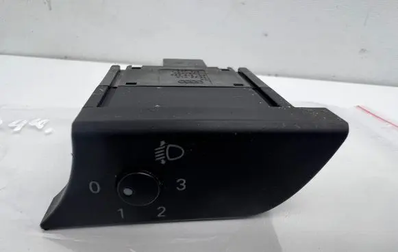 Audi A4 S4 B7 8E 8H Headlight level height control switch 8E1919094 0164581