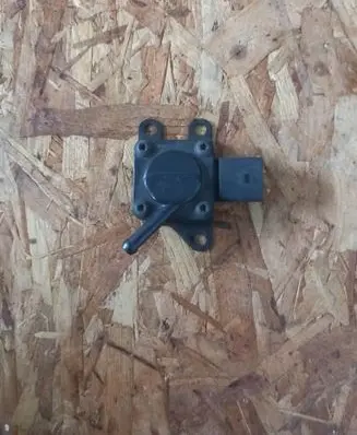 BMW 3 E90 E91 Exhaust gas pressure sensor 7808013