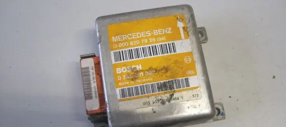 Mercedes-Benz C W202 Airbag control unit/module 0008207926