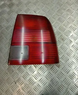 Volkswagen PASSAT B5 Rear/tail lights