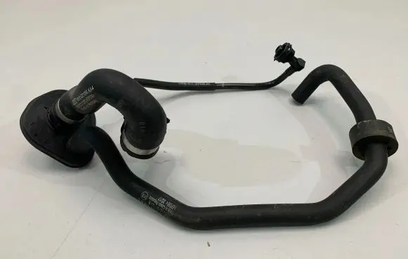 Audi A5 Engine coolant pipe/hose 8W2122109E