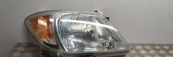 Toyota Hilux (AN10, AN20, AN30) Headlight/headlamp