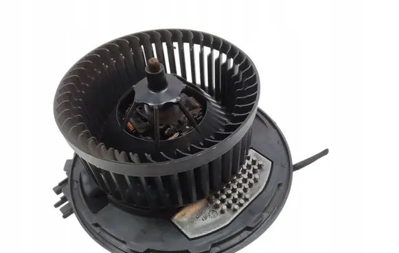 Skoda Superb B8 (3V) Heater fan/blower 5Q1819021G