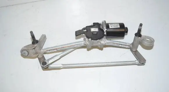 BMW 2 Active Tourer U06 Front wiper linkage and motor 8492107 61618492107