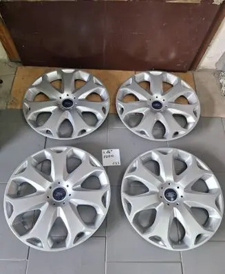 Ford Focus C-MAX R16 wheel hub/cap/trim D38LA FDT3311011 8M511000AC