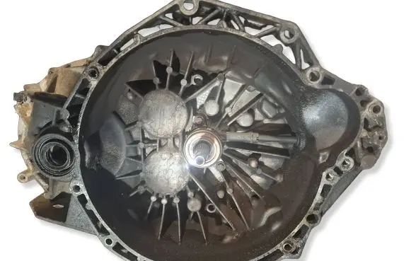 Renault Master II Manual 5 speed gearbox 8200546196 C156712 PF6006