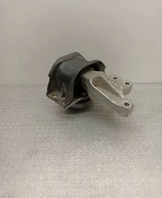 Peugeot 3008 I Engine mount bracket 9681855180