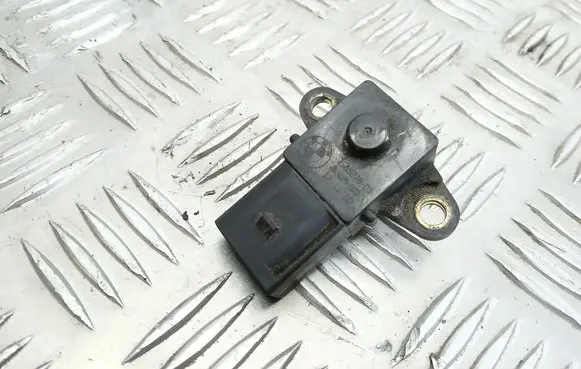 BMW 1 E82 E88 Air pressure sensor 7585278