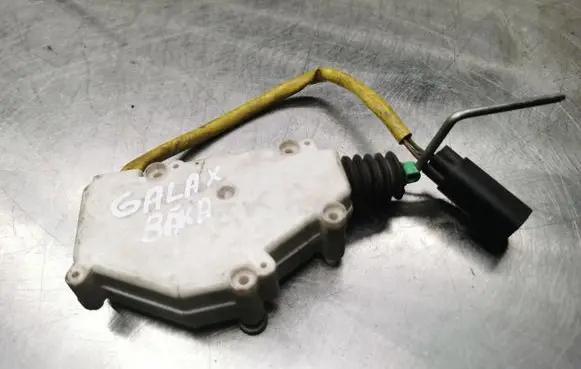 Fuel tank cap lock motor